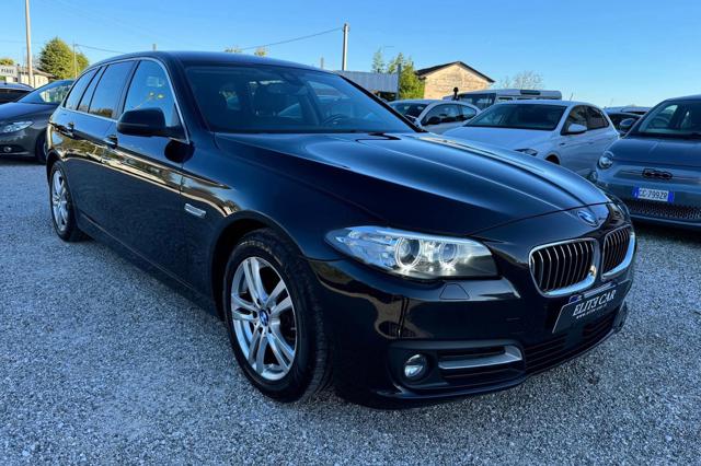 BMW 520 d xDrive Touring SERVICE BMW Immagine 2