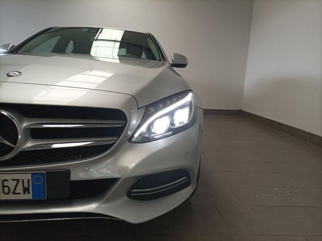 MERCEDES-BENZ C 220 BlueTEC Automatic Sport Immagine 2