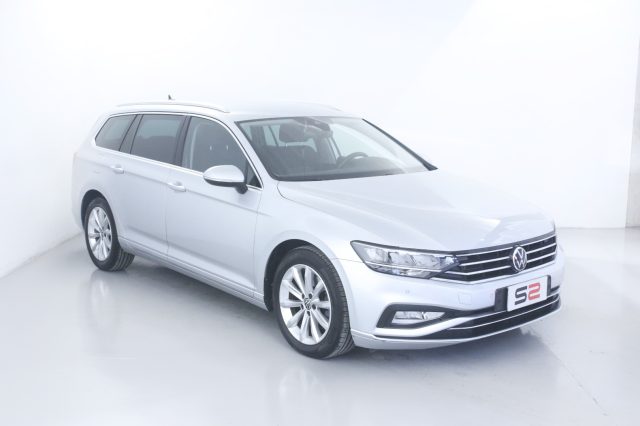 VOLKSWAGEN Passat Variant 2.0 TDI SCR EVO DSG Business Vetri Oscurati Immagine 3