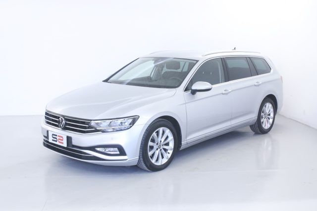 VOLKSWAGEN Passat Variant 2.0 TDI SCR EVO DSG Business Vetri Oscurati Immagine 0