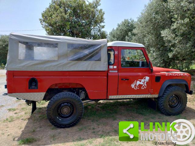 LAND ROVER Defender 110 HCPU 2.5 Immagine 4