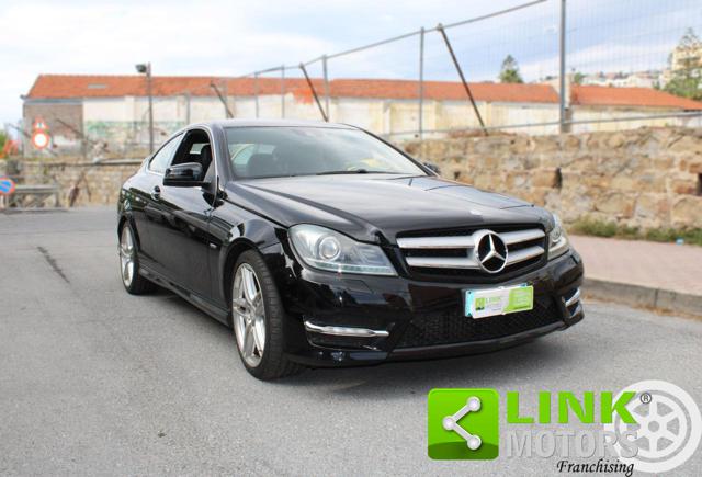 MERCEDES-BENZ C 220 CDI BlueEFFICIENCY Coupé Executive Immagine 0