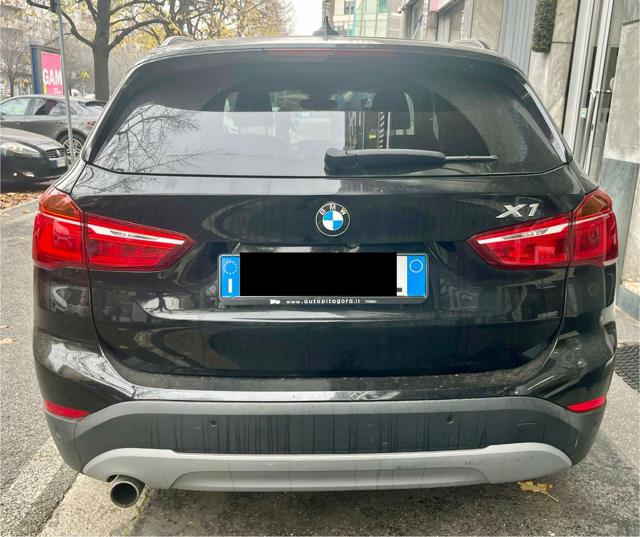 BMW X1 sDrive18d Business Immagine 3