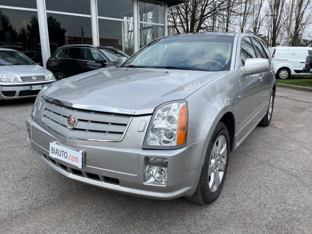 CADILLAC SRX BENZ/GPL Immagine 1