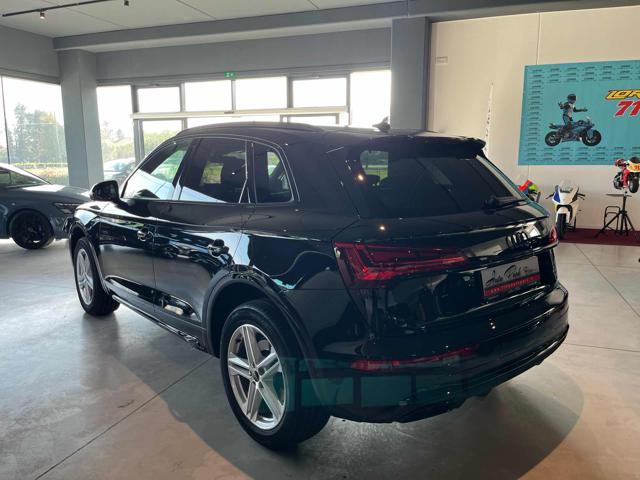 AUDI Q5 40 TFSI quattro S tronic S line Immagine 3