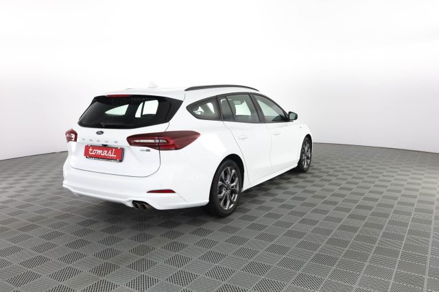 FORD Focus Focus 1.0 EcoBoost Hybrid 125 CV SW ST-Line Immagine 3