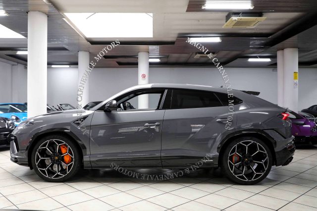 LAMBORGHINI Urus PERFORMANTE|SPECIAL PAINT|FULL CARBON|AKRAPOVICH Immagine 3