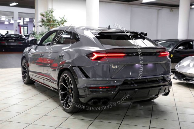 LAMBORGHINI Urus PERFORMANTE|SPECIAL PAINT|FULL CARBON|AKRAPOVICH Immagine 4