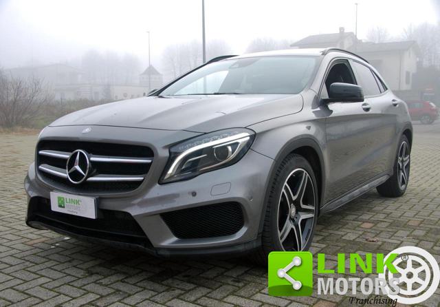 MERCEDES-BENZ GLA 200 d Automatic Sport 136CV Allestimento AMG - 2017 Immagine 2