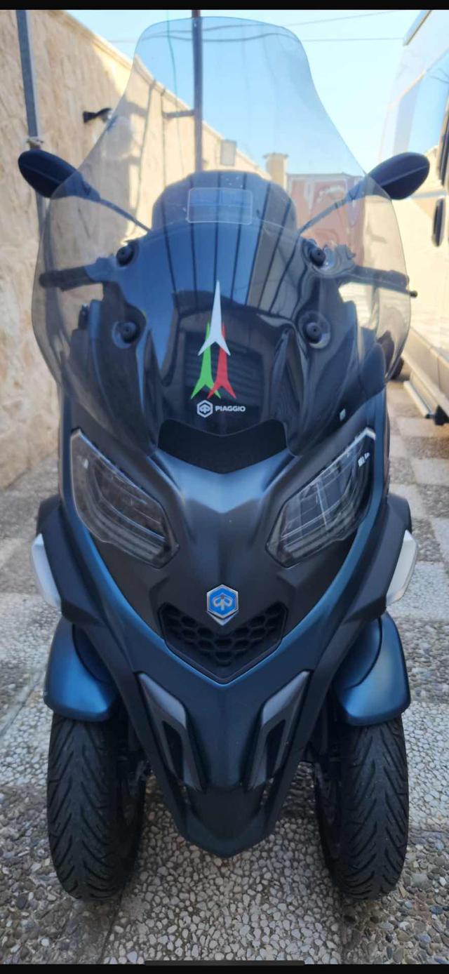 PIAGGIO MP3 mp3 530se Immagine 0