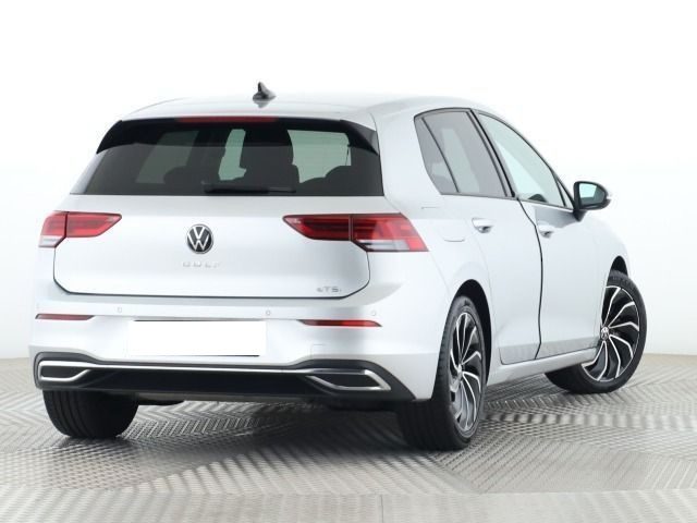 VOLKSWAGEN Golf 1.5 eTSI 150 CV EVO ACT DSG R-Line Immagine 1