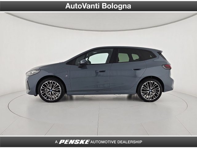 BMW 225 e xDrive Active Tourer Msport Immagine 2