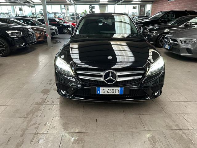 MERCEDES-BENZ C 220 d S.W. Auto Sport Immagine 1