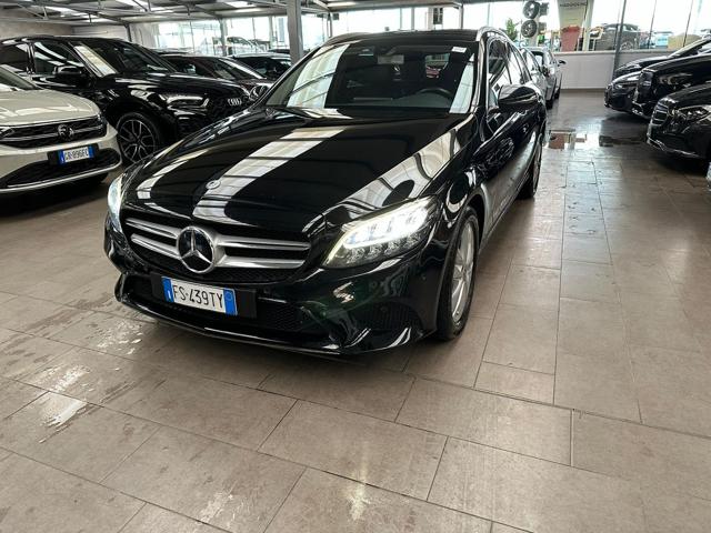 MERCEDES-BENZ C 220 d S.W. Auto Sport Immagine 0