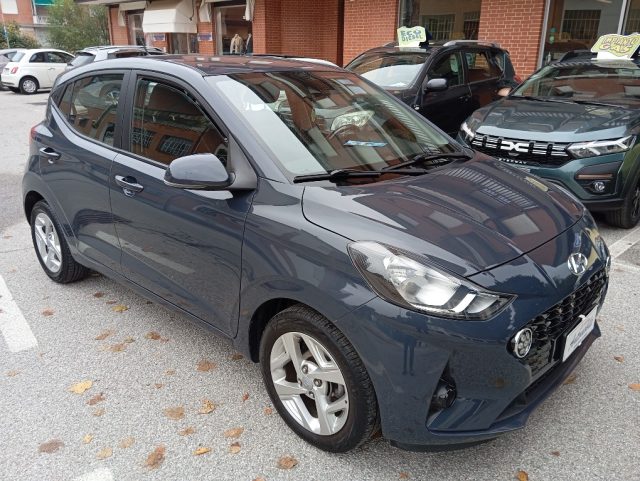 HYUNDAI i10 1.0 MPI 68 CV 5 PORTE  OK NEOPATENTATI Immagine 2