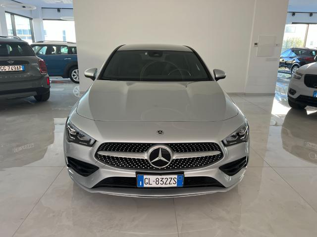 MERCEDES-BENZ CLA 220 d Automatic Shooting Brake Premium Immagine 1