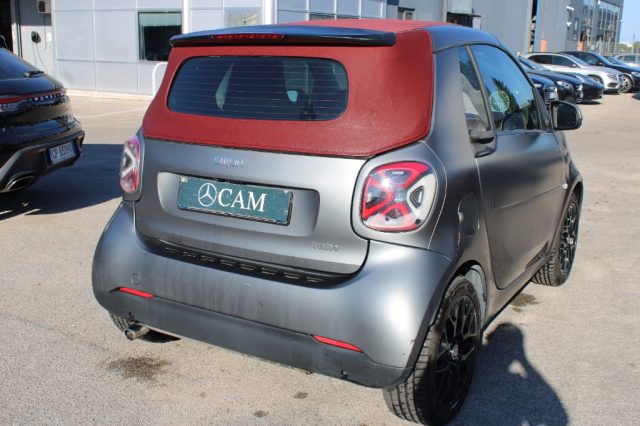 SMART ForTwo 70 1.0 twinamic cabrio Passion Immagine 1