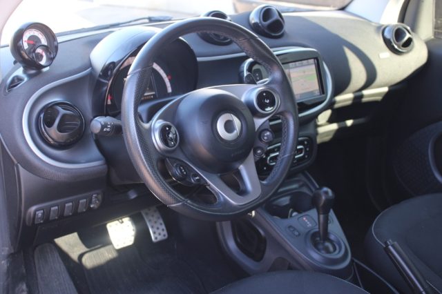 SMART ForTwo 70 1.0 twinamic cabrio Passion Immagine 4