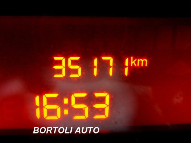 FIAT Punto 1.2 35.000 KM STREET IDONEA PER NEOPATENTATI Immagine 4