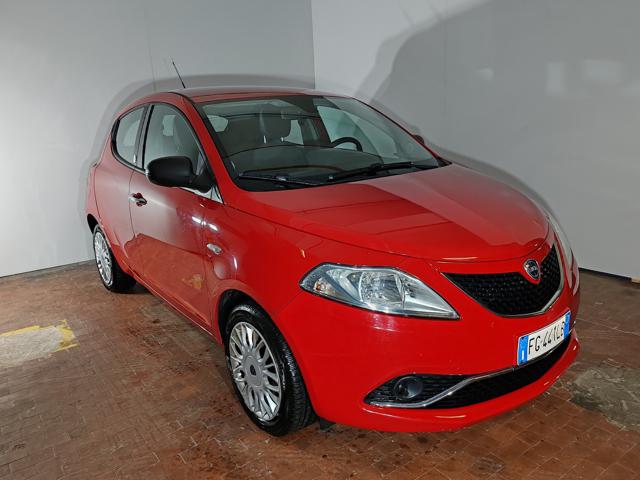 LANCIA Ypsilon 1.2 69 CV 5 porte GPL Ecochic Gold Immagine 0