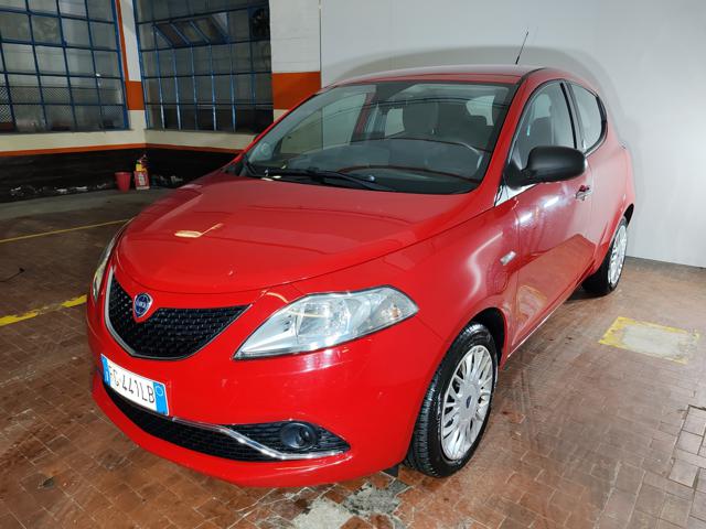 LANCIA Ypsilon 1.2 69 CV 5 porte GPL Ecochic Gold Immagine 2