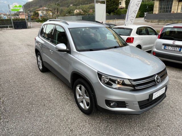 VOLKSWAGEN Tiguan 1.4 TSI 122 CV Trend & Fun BlueMotion Technology Immagine 2