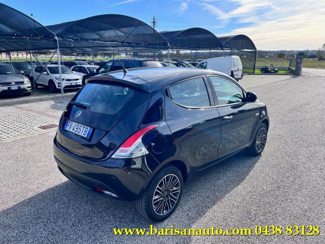 LANCIA Ypsilon 1.2 69 CV 5 porte GPL Ecochic Elefantino Blu Immagine 2