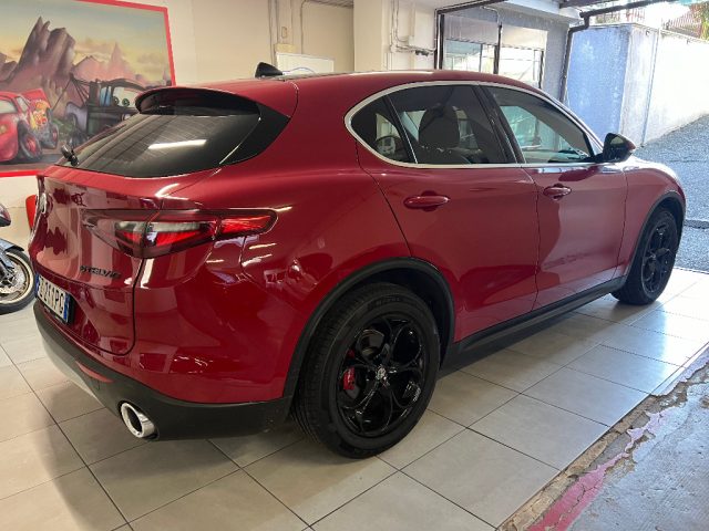 ALFA ROMEO Stelvio 2.2 Turbodiesel 210 CV AT8 Q4 EXECUTIVE Immagine 4