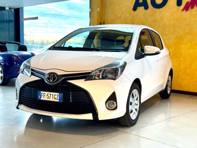 TOYOTA Yaris 1.0 5 porte Cool #UNICOPROPRIETARIO Immagine 2