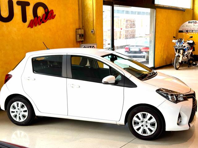 TOYOTA Yaris 1.0 5 porte Cool #UNICOPROPRIETARIO Immagine 3