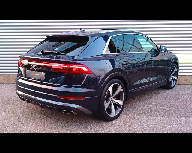 AUDI Q8 50 TDI QUATTRO TIPTRONIC S-LINE Immagine 1