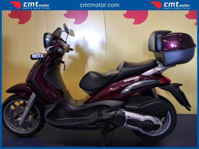 PIAGGIO Beverly 500 Finanziabile - Bordeaux - 52913 Immagine 4