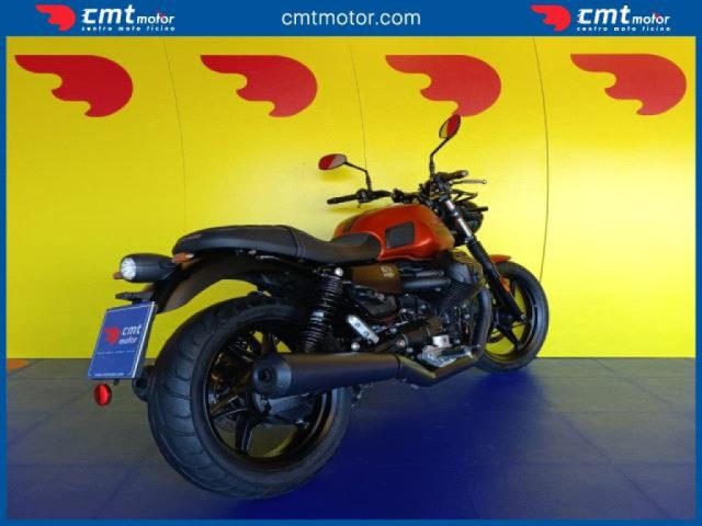 MOTO GUZZI V7 Garantita e Finanziabile Immagine 3