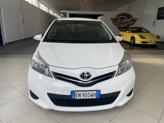 TOYOTA Yaris 1.0 5 porte Active Immagine 2