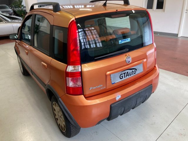 FIAT Panda 1.2 4x4 Climbing adatta ai neopatentati Immagine 3