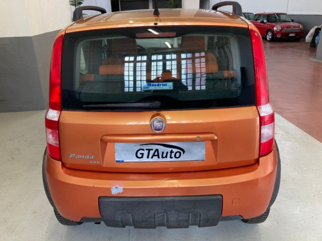 FIAT Panda 1.2 4x4 Climbing adatta ai neopatentati Immagine 4