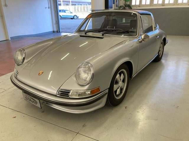 PORSCHE 911 2.4 S TARGA  "tappo olio esterno" Immagine 3