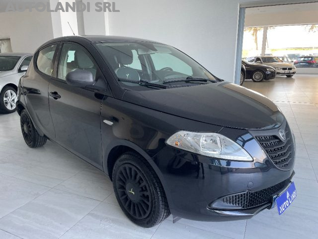 LANCIA Ypsilon 1.2 69 CV 5 porte Elefantino Immagine 1