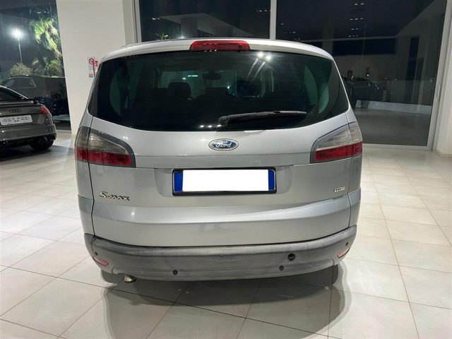 FORD S-Max 2.0 140cv titanium 7 posti Immagine 1