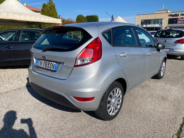 FORD Fiesta 1.5 TDCi 75CV 5 porte NEOPATENATI Immagine 2