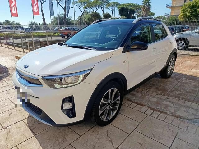 KIA Stonic 1.4 MPI EcoGPL Style Immagine 0