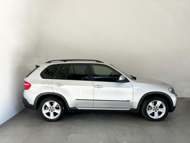 BMW X5 3.0d cat Attiva Immagine 3