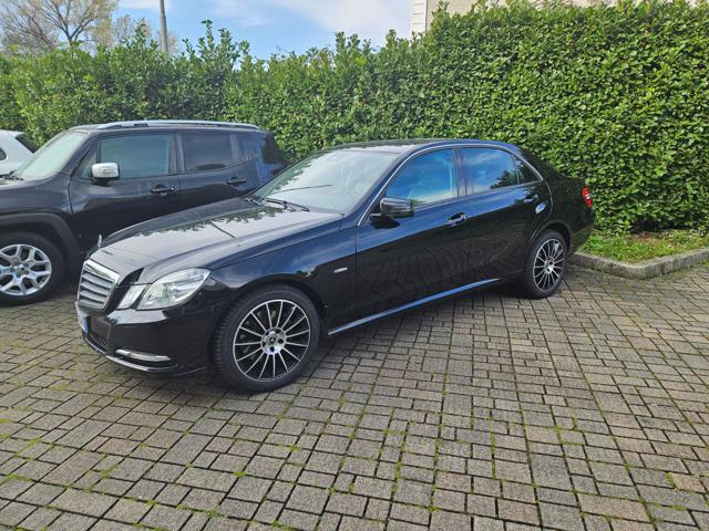 MERCEDES-BENZ E 250 CDI BlueEFFICIENCY 4M. Avantgarde Immagine 0