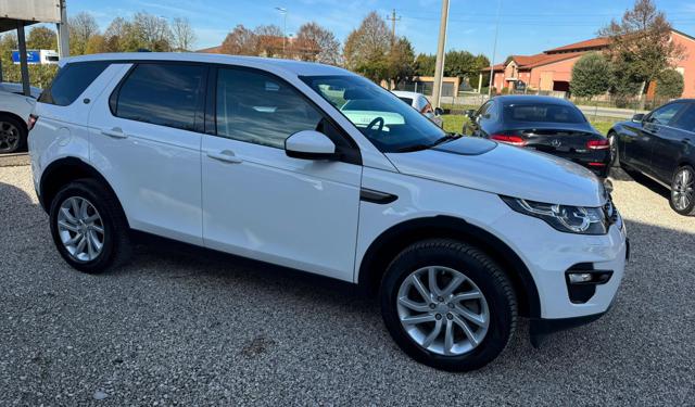 LAND ROVER Discovery Sport 2.0 TD4 150 CV HSE Immagine 3