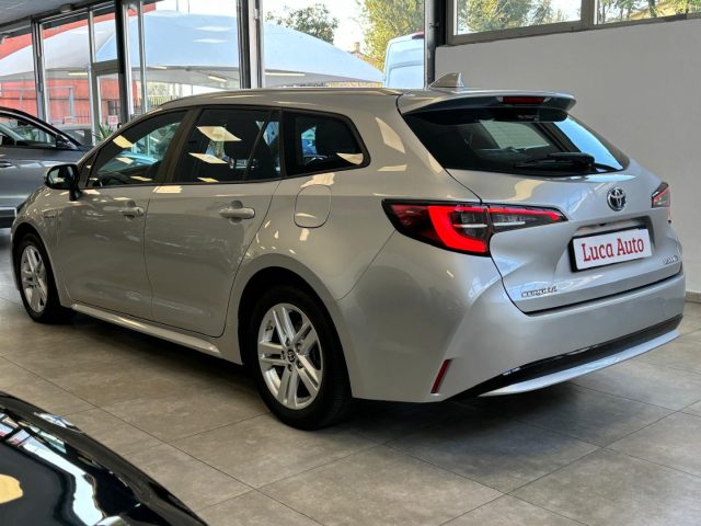 TOYOTA Corolla Touring 1.8 Hybrid *GARANZIA TOYOTA*TAGLIANDI* Immagine 4