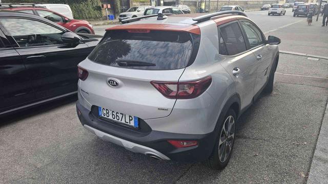 KIA Stonic 1.6 CRDi 115 CV Energy Immagine 3