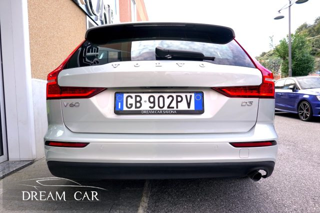 VOLVO V60 D3 Momentum Business Pro UNIPRO Immagine 3