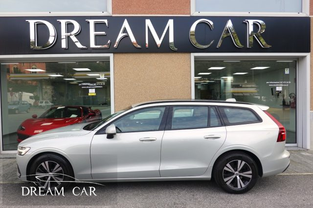 VOLVO V60 D3 Momentum Business Pro UNIPRO Immagine 1