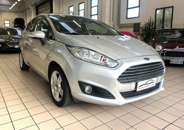 FORD Fiesta 1.0 EcoBoost 100CV 5 porte Powershift Immagine 1