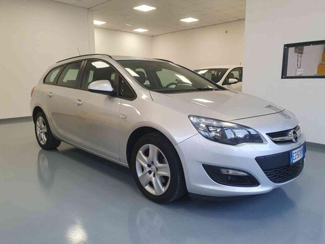 OPEL Astra 1.6 CDTI Sports Tourer Immagine 1